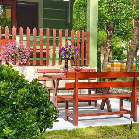 Skadar House Vakantiehuis *