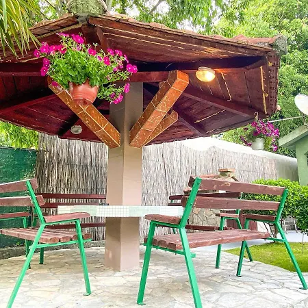 Skadar House Vakantiehuis *